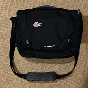 Lowe alpine laptop bag